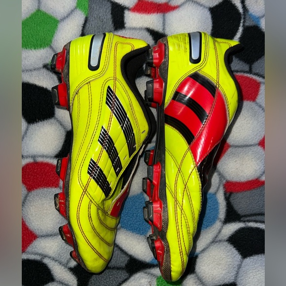 Adidas Soccer Cleats (RARE) Size 8 1/2 - Picture 1 of 9